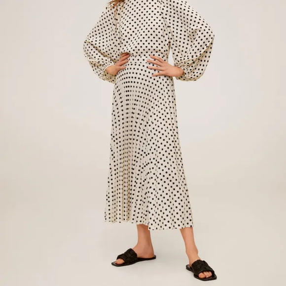 🔥Last 2🔥MANGO Pleated Polka dot maxi skirt - Picture 2 of 7